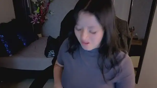 almma shy online show from December 5, 2025, 1:53 pm