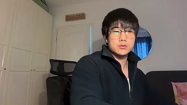 Snapshot of jungcock3210 chatting on February 16, 2026, 2:48 pm jungcock3210 online show from February 16, 2026, 2:48 pm