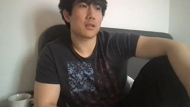 jungcock3210 online show from February 26, 2025, 11:43 am