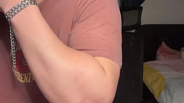 jungcock3210 online show from December 2, 2025, 3:36 pm