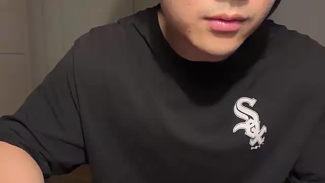 jungcock3210 online show from November 4, 2025, 4:55 pm