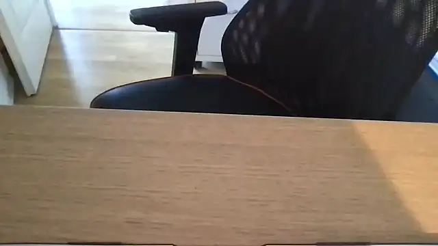 jungcock3210 online show from September 24, 2025, 12:44 pm