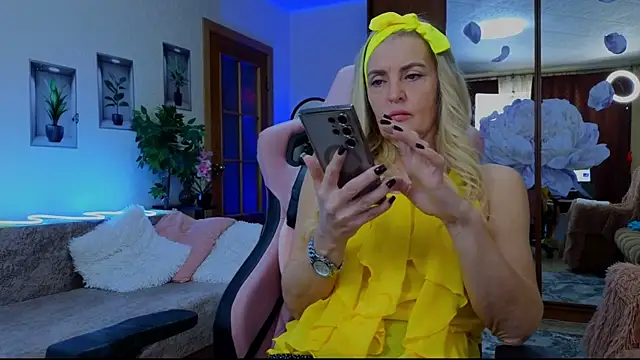 amelia blondy online show from February 5, 2025, 9:36 am