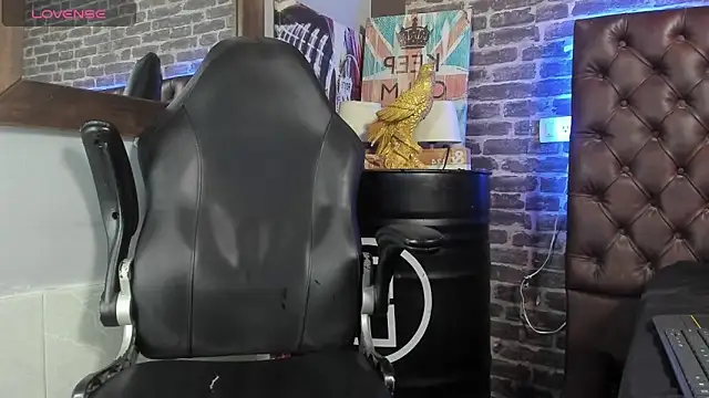 THIAGOXBIG online show from November 27, 2025, 4:35 am