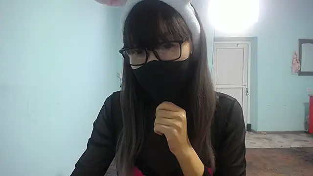 elllaaxx online show from October 18, 2025, 4:36 am