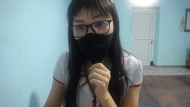 elllaaxx online show from February 1, 2026, 4:11 am