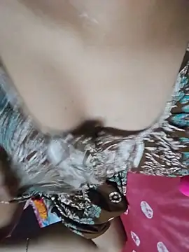sexyindi couple online show from June 4, 2026, 12:54 pm