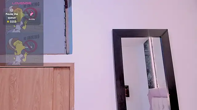 laurem-paulette online show from October 8, 2025, 8:09 pm