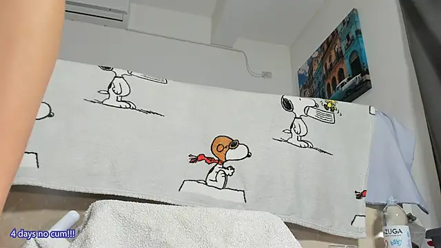 Snapshot of Bornforporn_ chatting on December 3, 2025, 9:53 am Bornforporn online show from December 3, 2025, 9:53 am