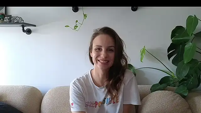 Mary Wet online show from July 15, 2026, 1:29 pm