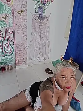 freyadevil333 online show from February 22, 2026, 12:13 am