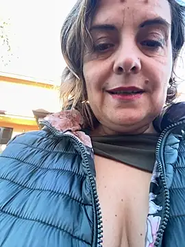 Snapshot of Sunbelxx chatting on October 26, 2025, 1:55 pm Sunbelxx online show from October 26, 2025, 1:55 pm