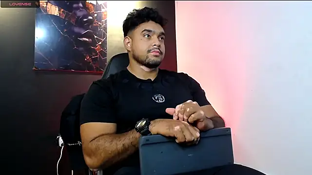 Big furry bear13 online show from January 17, 2026, 4:49 am