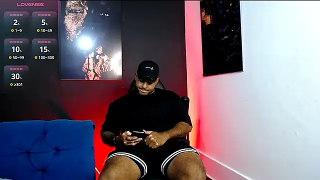 Big furry bear13 online show from January 9, 2026, 8:38 pm