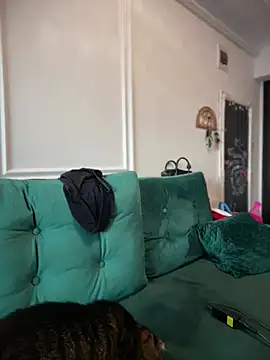 HotXMom online show from February 12, 2026, 7:52 am