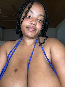 Snapshot of Linahlove chatting on February 18, 2025, 9:21 am Linahlove online show from February 18, 2025, 9:21 am