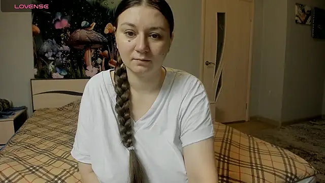 AlisaBacker online show from December 2, 2025, 2:19 pm