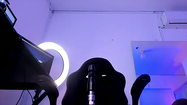 SheylaBakerr online show from March 17, 2025, 4:54 pm