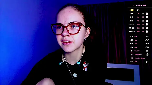Sarah HS online show from December 19, 2024, 4:57 pm