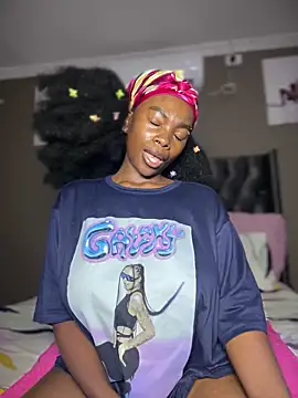 Candy-Heart online show from March 2, 2026, 9:55 pm