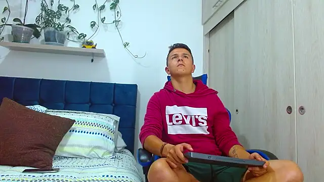 flint ryan online show from April 13, 2026, 8:57 pm