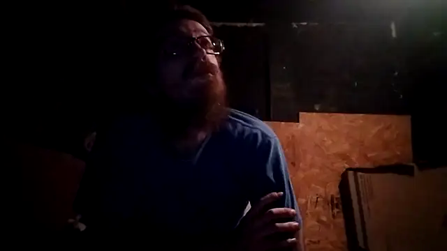 hothippie420 online show from May 12, 2026, 4:09 am