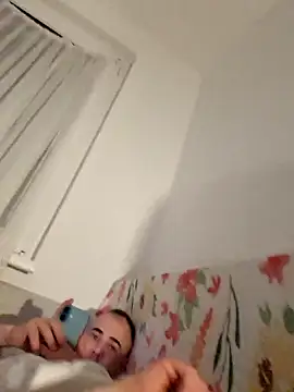 Alkat19 online show from November 4, 2025, 6:33 pm