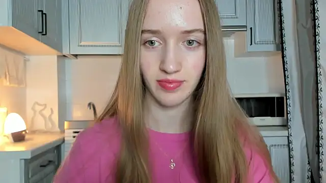 leslie my lovee online show from October 14, 2025, 8:20 pm