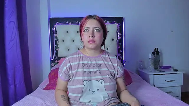 Snapshot of AriannaMichaelson chatting on February 21, 2025, 2:17 am AriannaMichaelson online show from February 21, 2025, 2:17 am