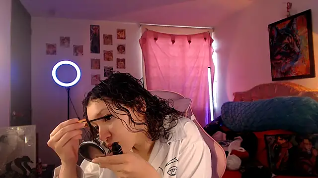 Snapshot of AllyDonfort chatting on March 25, 2026, 9:46 pm AllyDonfort online show from March 25, 2026, 9:46 pm