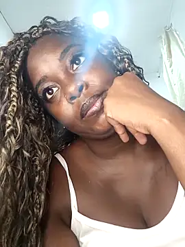 Snapshot of Anjelblaack chatting on May 13, 2026, 1:12 am Anjelblaack online show from May 13, 2026, 1:12 am