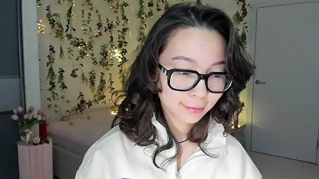 Snapshot of AgnieszkaBanana chatting on February 7, 2026, 1:13 am AgnieszkaBanana online show from February 7, 2026, 1:13 am