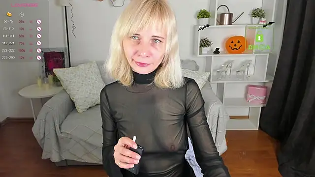 ElzaGlower online show from October 31, 2025, 1:57 am