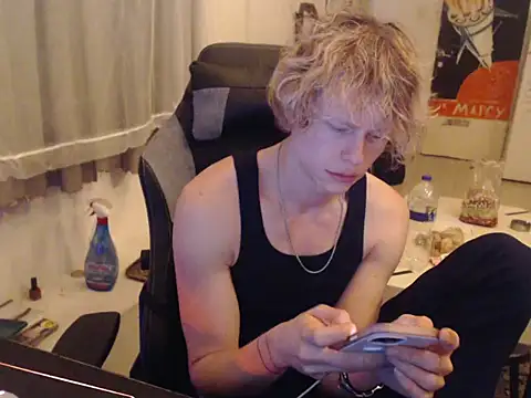 Snapshot of roxycun chatting on March 2, 2025, 10:56 pm roxycun online show from March 2, 2025, 10:56 pm