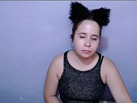 SubLayla01 online show from January 6, 2026, 6:56 pm