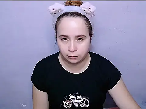 Snapshot of SubLayla01 chatting on July 3, 2026, 5:30 pm SubLayla01 online show from July 3, 2026, 5:30 pm