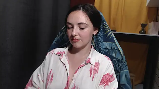 Snapshot of StacyMind chatting on July 9, 2026, 7:02 pm StacyMind online show from July 9, 2026, 7:02 pm