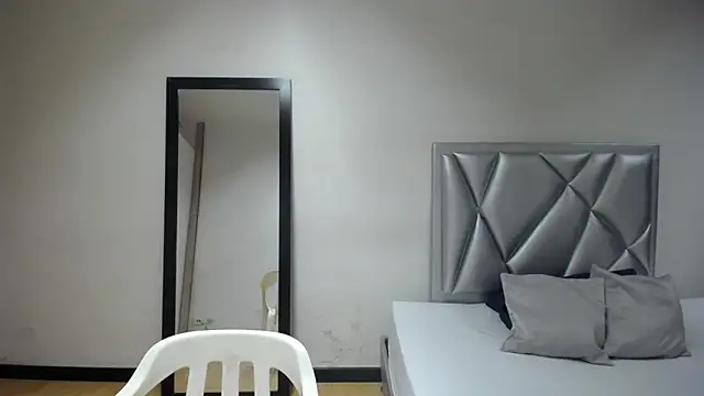 exotic karmella online show from October 11, 2025, 8:43 pm