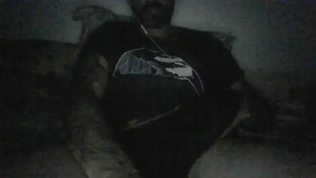 Snapshot of vinzz49 chatting on October 8, 2025, 5:42 am vinzz49 online show from October 8, 2025, 5:42 am