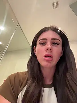 aus queen online show from February 21, 2026, 1:29 am