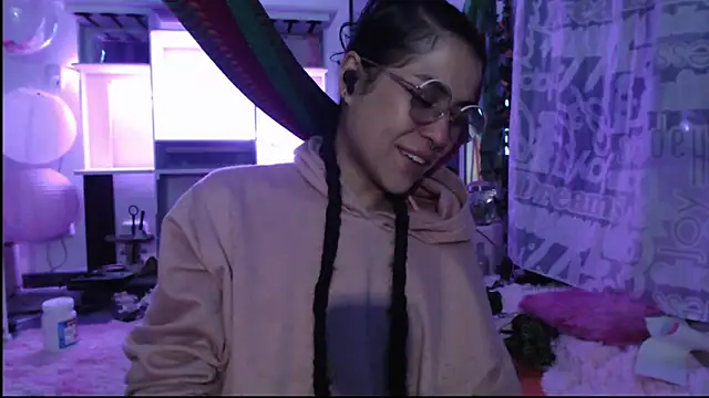 Hellen dumont online show from March 21, 2026, 1:40 am