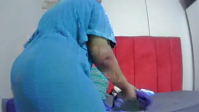 assqueenxx online show from September 15, 2025, 4:13 am