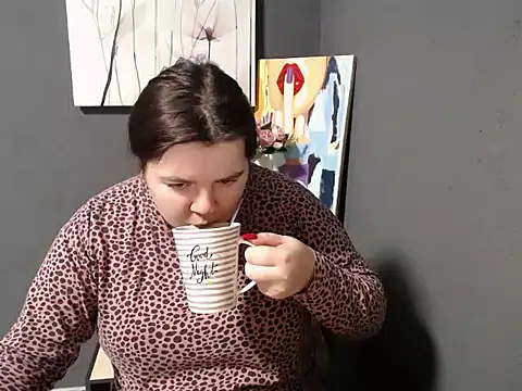 so shy online show from March 5, 2025, 7:27 am