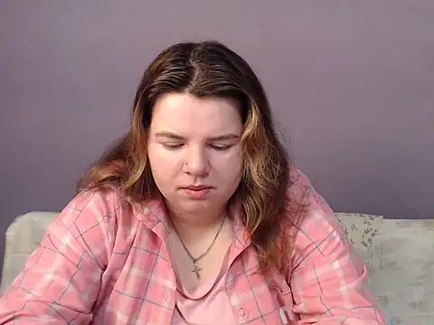 so shy online show from November 10, 2025, 7:24 am