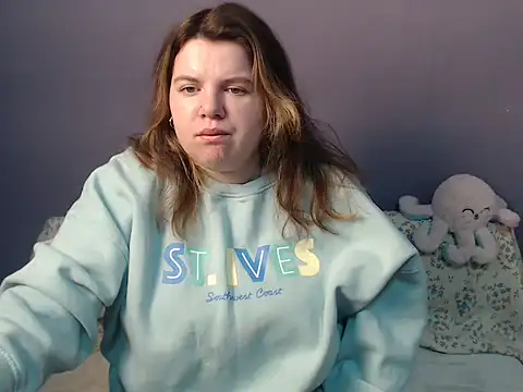 so shy online show from November 30, 2025, 7:20 am