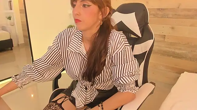 Snapshot of candy_summer28 chatting on February 26, 2026, 12:21 am candy summer28 online show from February 26, 2026, 12:21 am