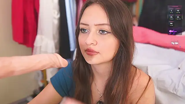 katlyn martins online show from November 22, 2025, 7:13 pm