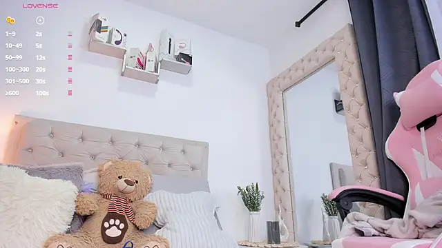 Snapshot of lorennahernandez01 chatting on November 16, 2025, 10:53 am lorennahernandez01 online show from November 16, 2025, 10:53 am