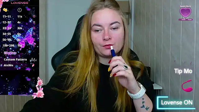 ElenaMaeer online show from October 14, 2025, 6:03 am