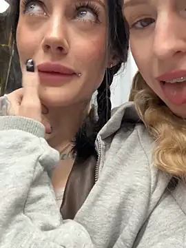 Snapshot of Melissa_crazy chatting on November 8, 2025, 3:26 pm Melissa crazy online show from November 8, 2025, 3:26 pm